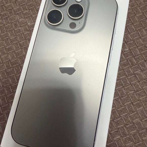 iPhone 15 Pro – 256GB – Unlocked – Natural Titanium - Picture 2 of 6